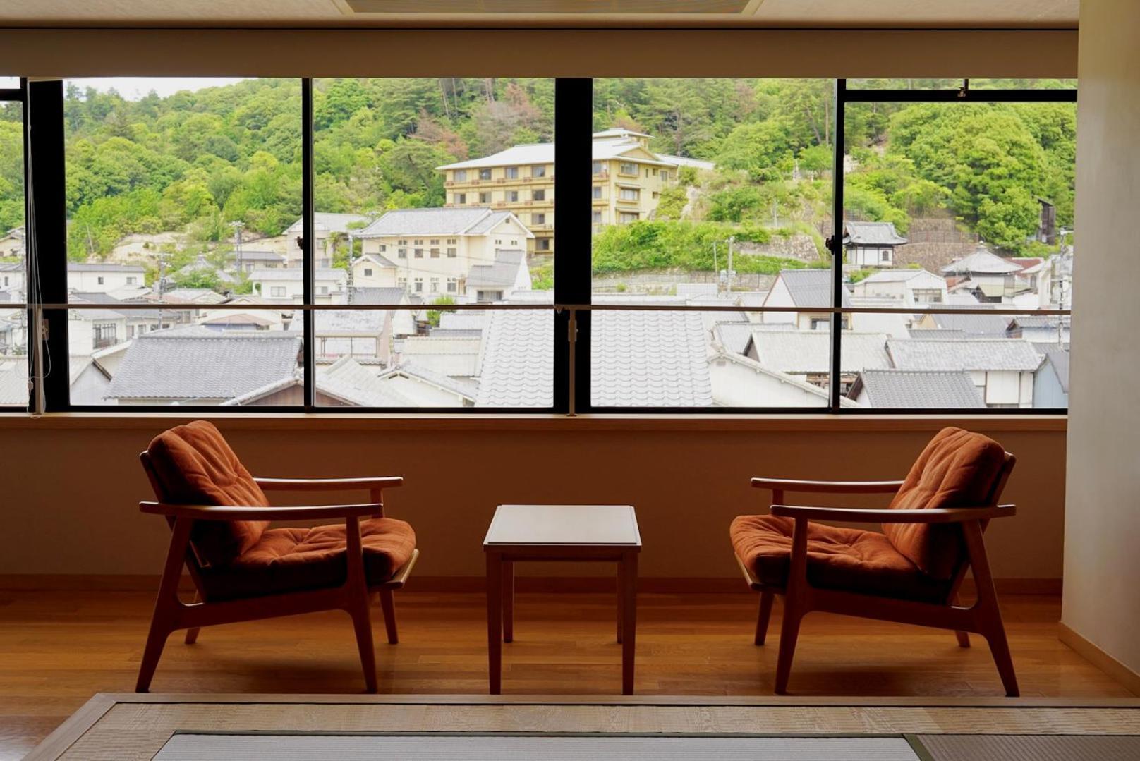 Itsukushima Iroha Hotell Hatsukaichi Exteriör bild
